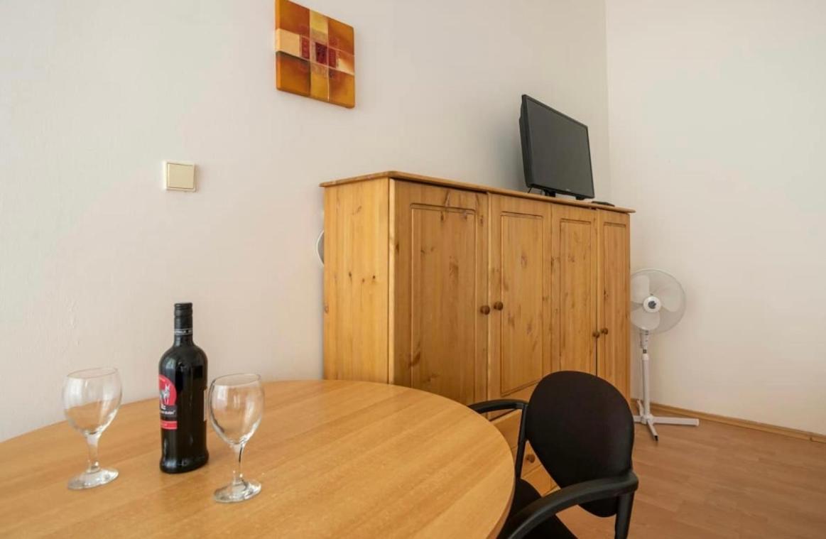 Apartment Stepanska Прага Экстерьер фото