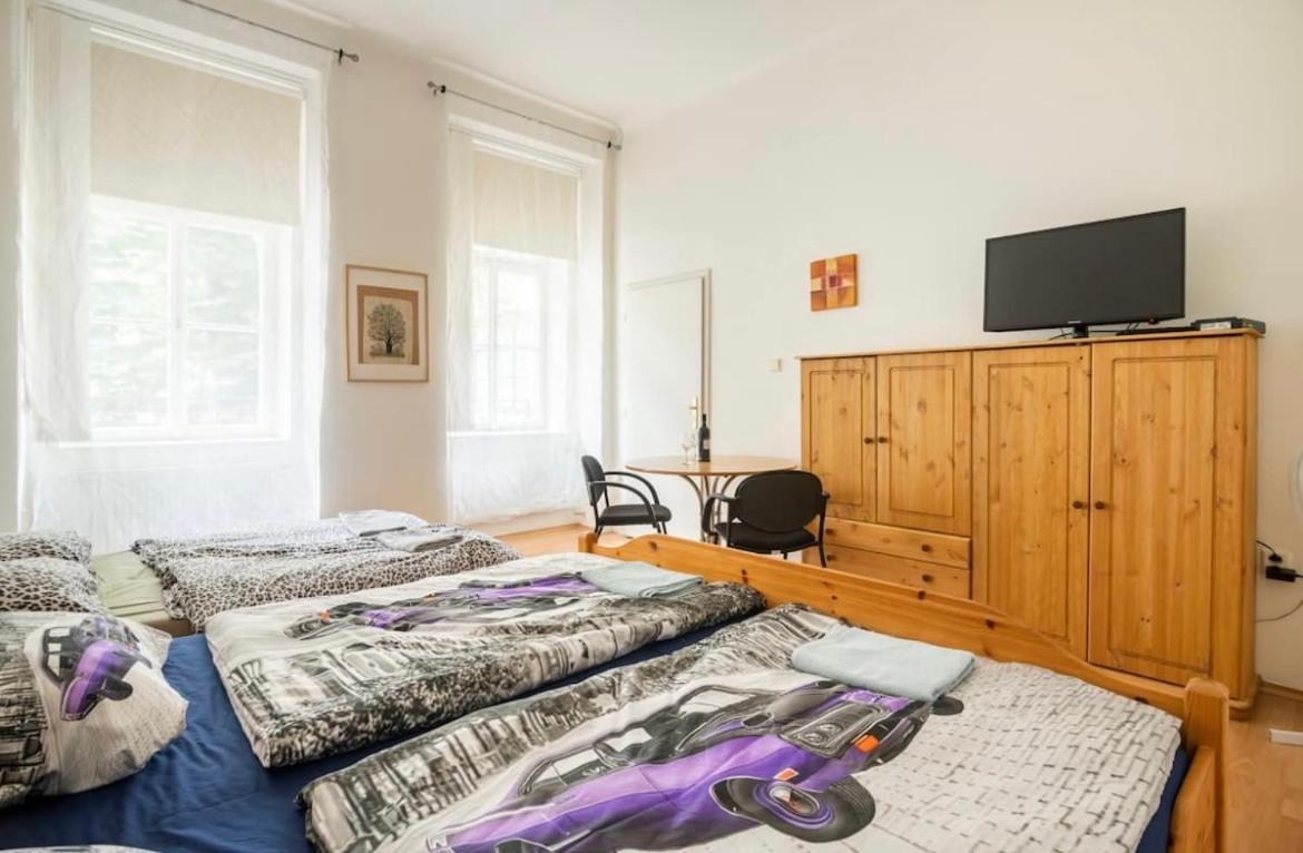 Apartment Stepanska Прага Экстерьер фото