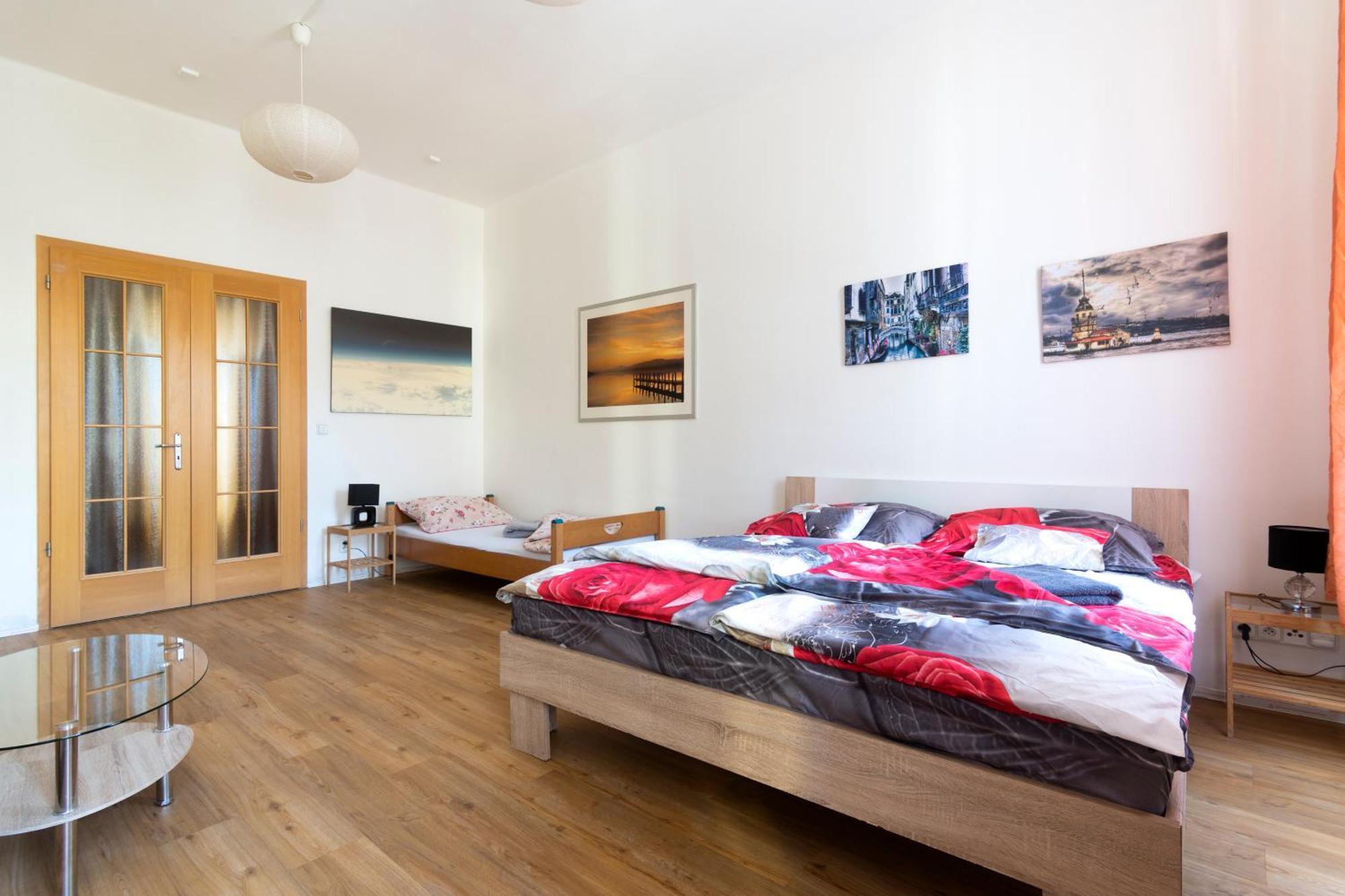 Apartment Stepanska Прага Экстерьер фото