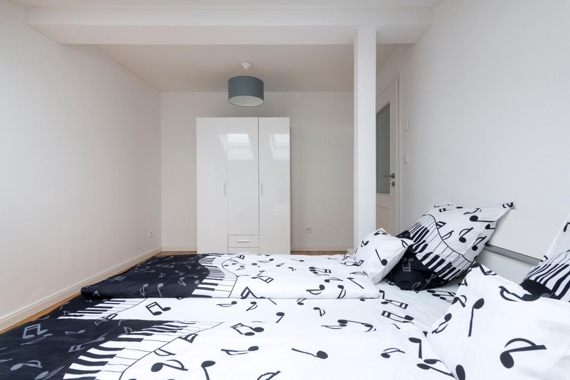 Apartment Stepanska Прага Экстерьер фото