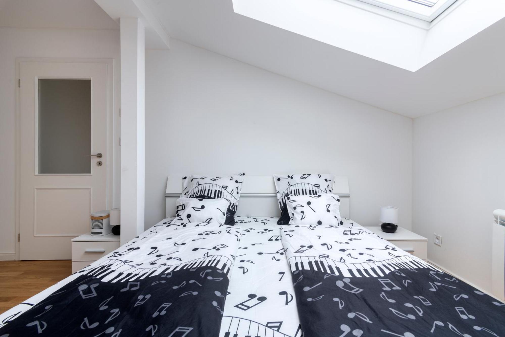 Apartment Stepanska Прага Экстерьер фото